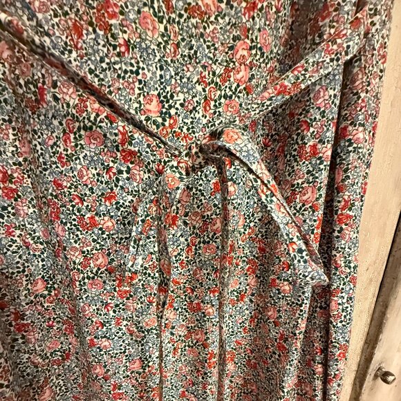 Doen Dree Dress in White Petit Jardin Print, size Medium - Picture 4 of 10